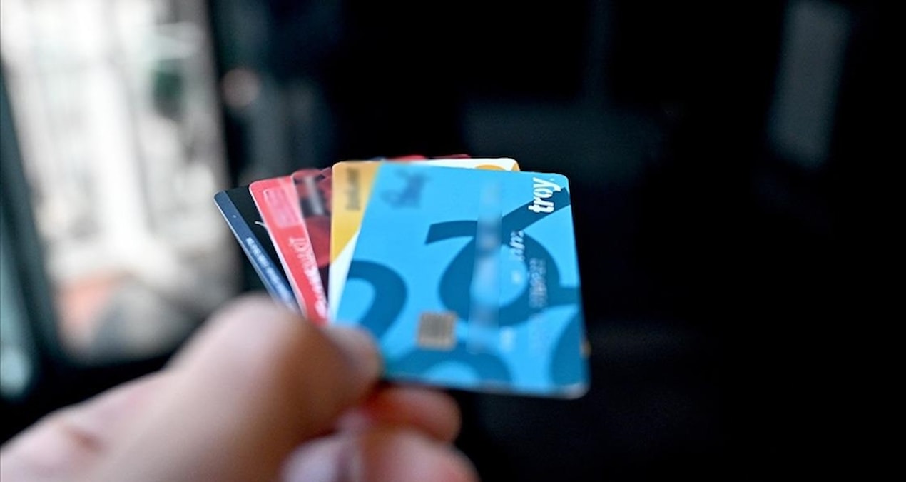 Those with more than one credit card got burned - Latest News