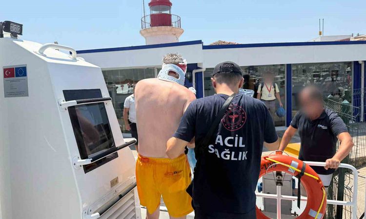 Gündemden Son Bilgiler: Bodrum'da Gezi Teknesinde Yaralanan Kişi Sahil Güvenlikle Tahliye Edildi - Son Dakika