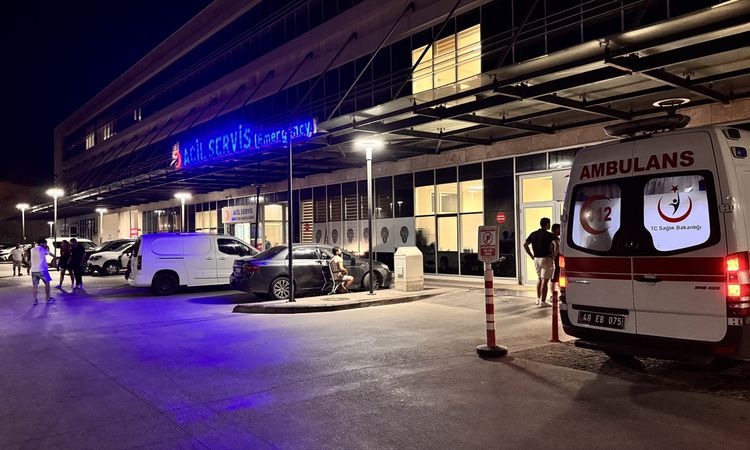 Gündemden Son Bilgiler: Bodrum'da havuz gazı sızıntısı: 15 kişi hastaneye kaldırıldı - Son Dakika - Son Dakika