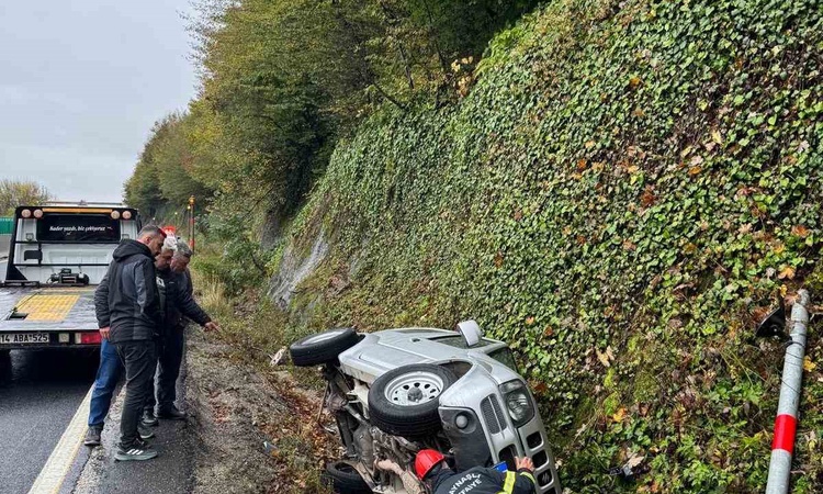 Bolu Dağı'nda kanala devrilen cip kazayı maddi hasarla atlattı ve Merak Edilenler