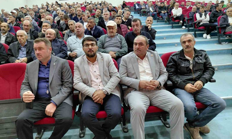 Bolu Mudurnu'da 329 ticari kanatlı yetiştiricisine biyogüvenlik toplantısı yapıldı | İşte Tüm Ayrıntılar