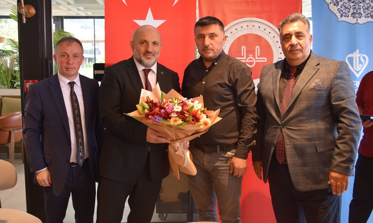 Bolu Müftülüğüne atanan Kılıçbay'a veda programı düzenlendi ve Merak Edilenler