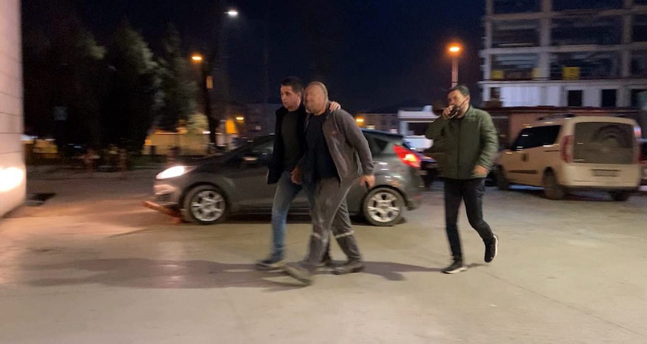 Ayrıntılar Netleşti: Borç tartışması kanlı bitti:  Kayınbiraderiyle tartıştı, araya girmek isteyen eşini bıçak