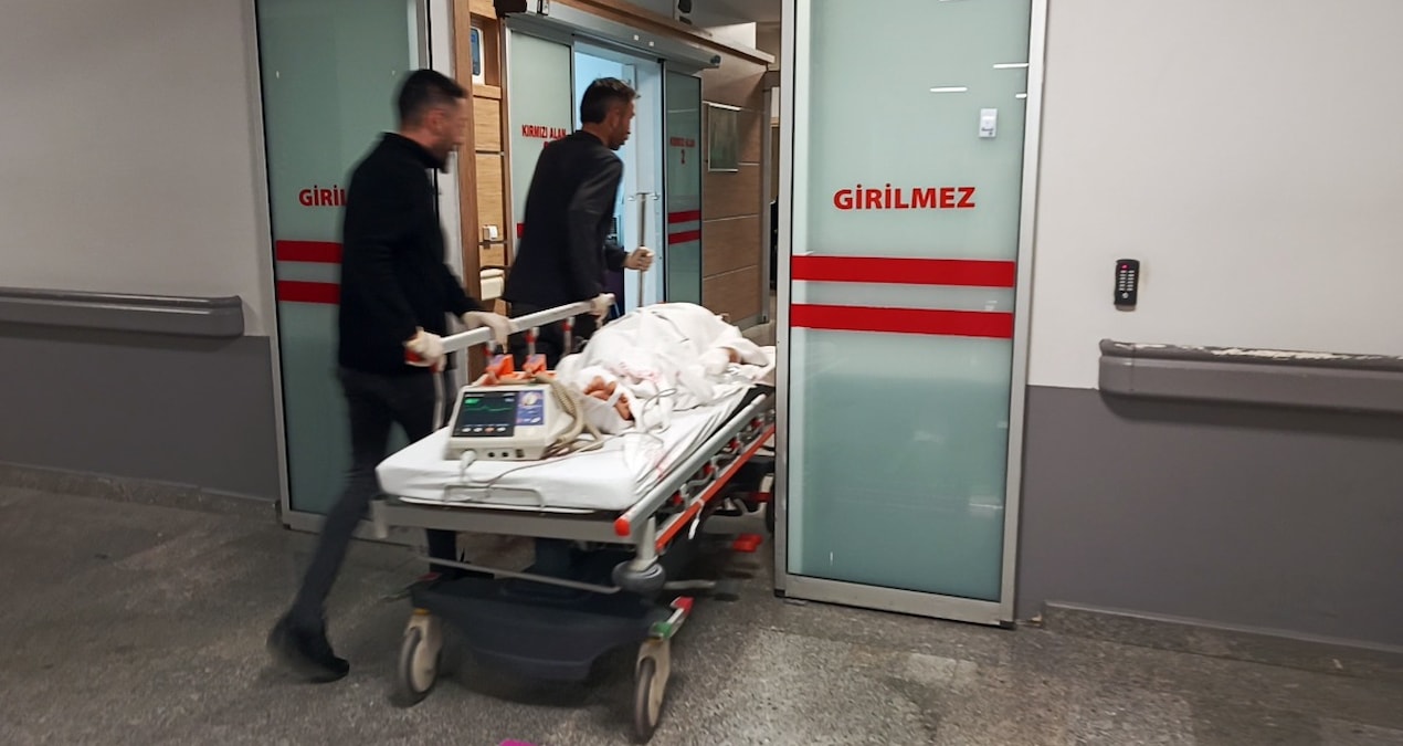 Ayrıntılar Netleşti: Boşanma aşamasındaki eşini eve kadar takip edip bıçakladı - Son Dakika