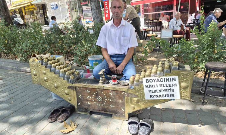 Gündemden Son Bilgiler: Boyacının Kirli Elleri Medeniyetin Aynasıdır - Son Dakika Haberleri ve Merak Edilenler