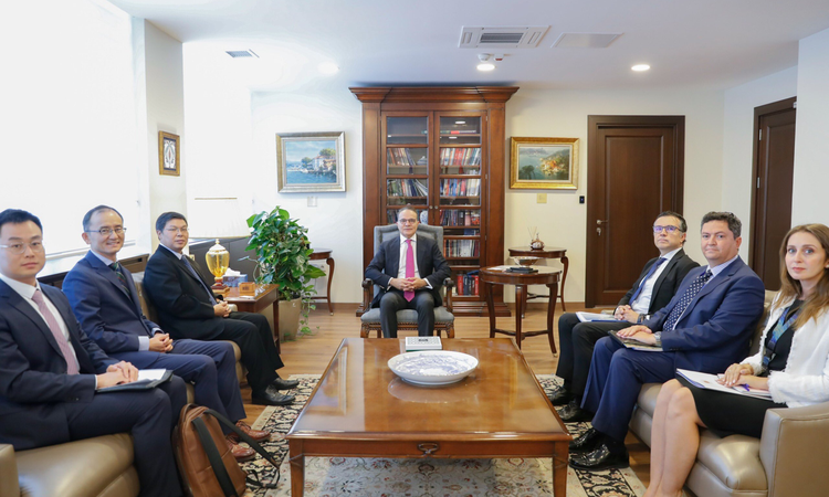 Son Gelişme: Bozay, Çinli yetkilileri kabul etti - Haberleri - Son Dakika Bilgileri