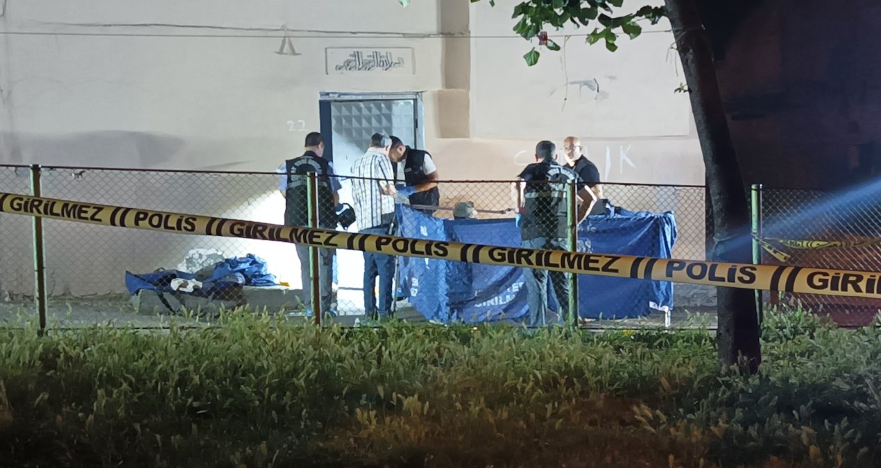 Ayrıntılar Netleşti: Bursa'da gece yarısı vahşeti: Kapıyı çalıp karı-kocayı başlarından vurdu - En Son Haber -