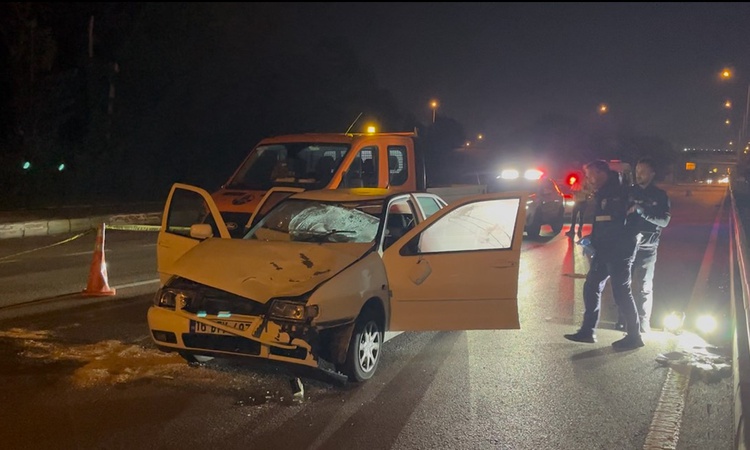 Bursa'da karşıya geçerken otomobilin çarptığı kişi hastanede yaşamını yitirdi: Gelişmeler Takip Ediliyor