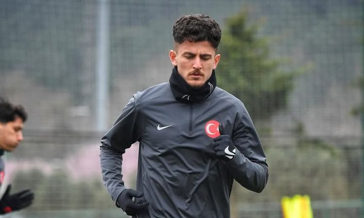Kritik Açıklama: Bursaspor, Emirhan Başyiğit'i Transfer Etti - Son Dakika