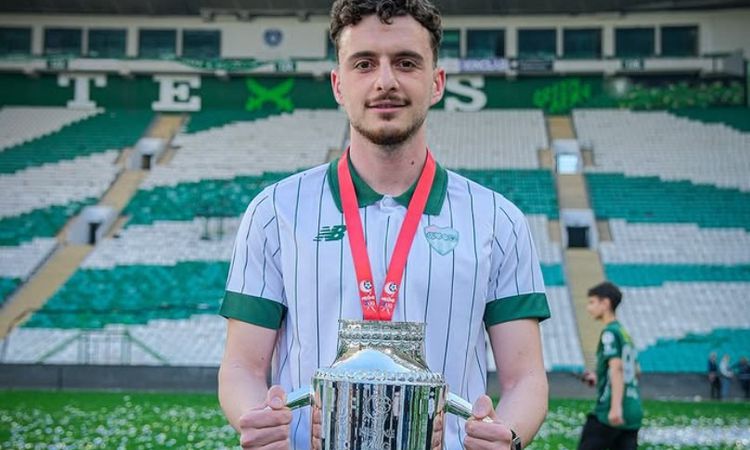 Kritik Açıklama: Bursaspor; Muhammet Zeki Dursun'un sözleşmesini uzatıp, Boluspor'a kiraladı - Haberleri: Geli