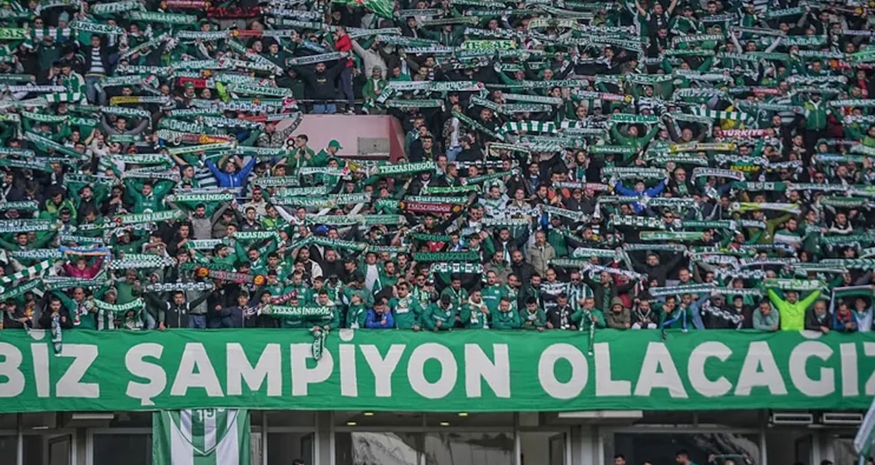 Sıcak Gündem: Bursaspor tarih yazdı: Türk futbol tarihinde eşi benzeri olmayan başarı - Haberleri | İşte Tüm A