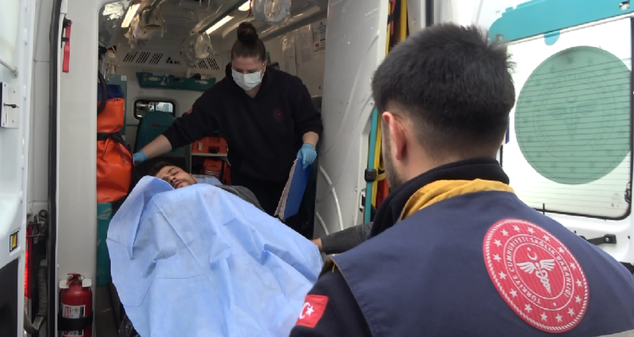Bir çakmak için kuzenini bıçakladı - En Son Haber
