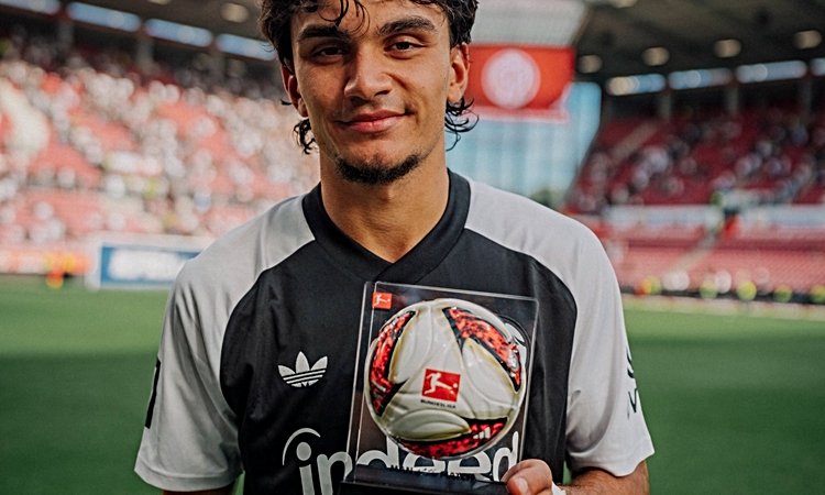 Can Uzun attığı 2 golle Eintracht Frankfurt’a galibiyeti getirdi: Gelişmeler Takip Ediliyor