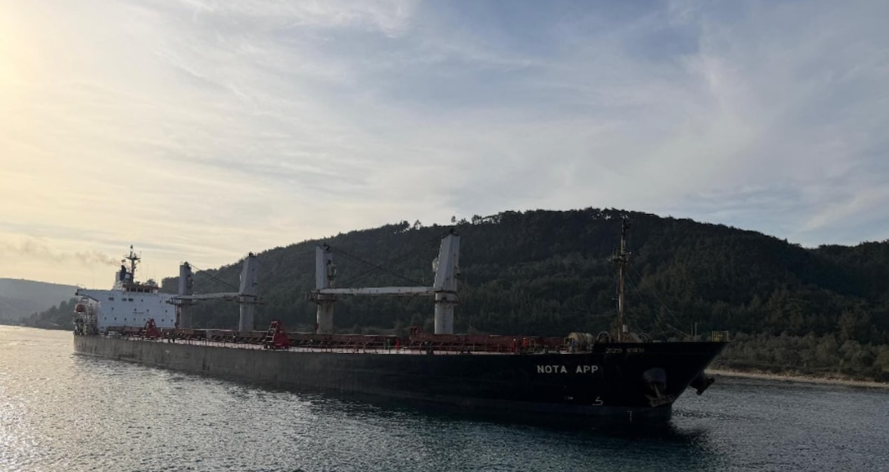 Gündemden Son Bilgiler: Çanakkale Boğazı'nda tahıl yüklü gemi karaya oturdu - Son Dakika ve Merak Edilenler
