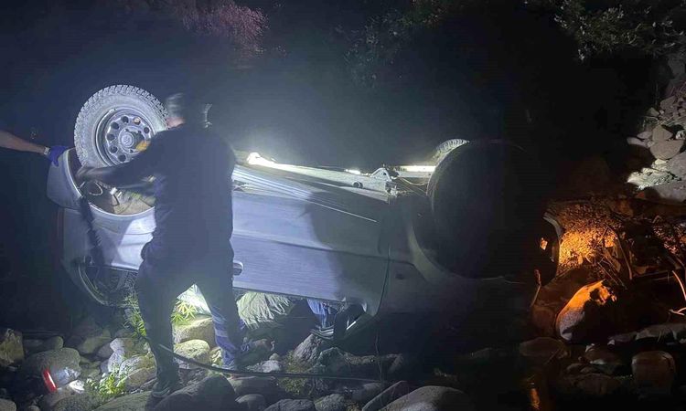 The driver of the vehicle that flew into the stream in Çanakkale died - Breaking News