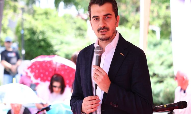 An arrest warrant was issued for Çankaya Mayor Güner and 23 people - News
