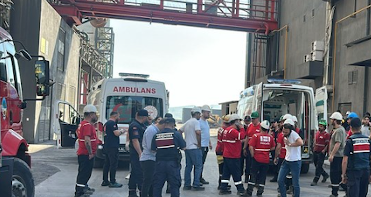 Son Gelişme: Çelik fabrikasında patlama! Yaralılar var - En Son Haber ve Merak Edilenler