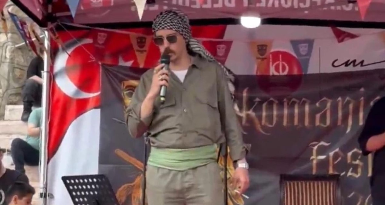 Gündemden Son Bilgiler: Cem Ersever kostümüyle sahneye çıkıp JİTEM övdü - Son Dakika Haberleri