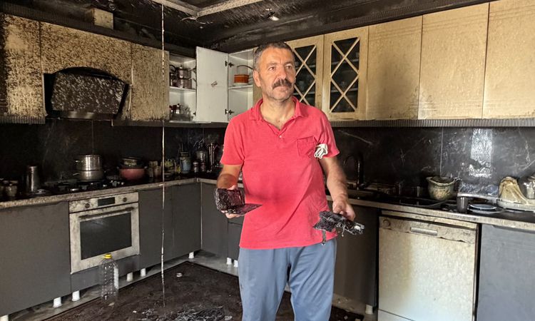 Son Gelişme: Cep telefonlarının patladığı evde alevler çıktı - Son Dakika Haberleri: Gelişmeler Takip Ediliyor