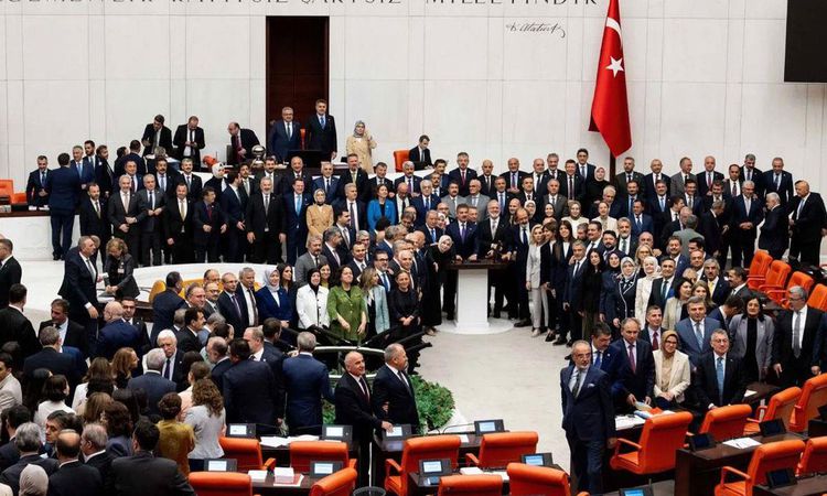 Çerçeve yasa kabul edildi mi? Çerçeve yasa Meclis'ten geçti mi, kimler evet dedi? - Son Dakika - Son Dakika Bi