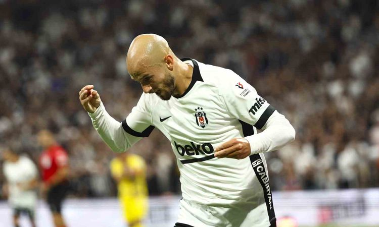 Kritik Açıklama: Cerny, Beşiktaş'ın Eyüpspor galibiyetinde ilk golü attı - Haberleri