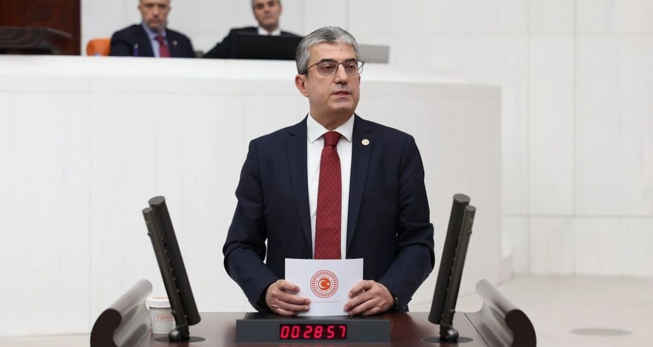 Kritik Açıklama: CHP'de Gökhan Günaydın'ın başkanvekilliği iade edildi - Son Dakika: Gelişmeler Takip Ediliyor