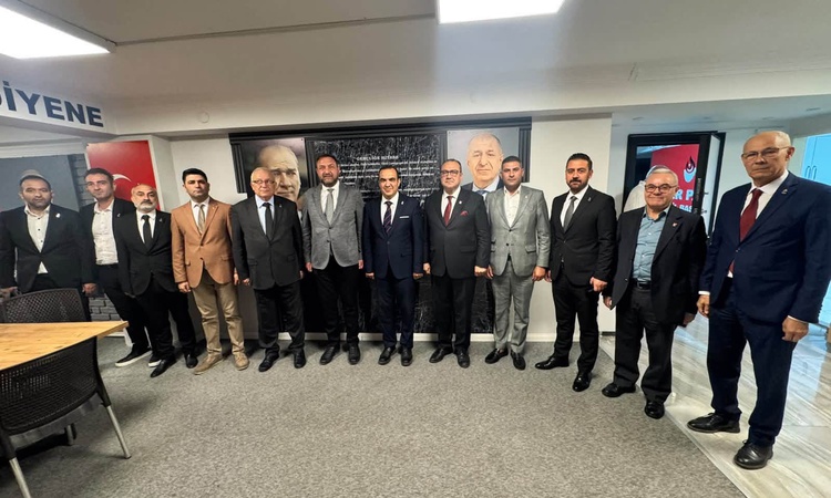 CHP İzmir İl Başkanı Gümrükçü, Zafer, Saadet ve TSİP ile ortak akıl buluşması yaptı: Gelişmeler Takip Ediliyor