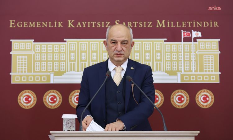 Sıcak Gündem: CHP'li Ali Fazıl Kasap, Yeni Yol Partisi'ne katıldı - Son Dakika Haberleri | İşte Tüm Ayrıntılar