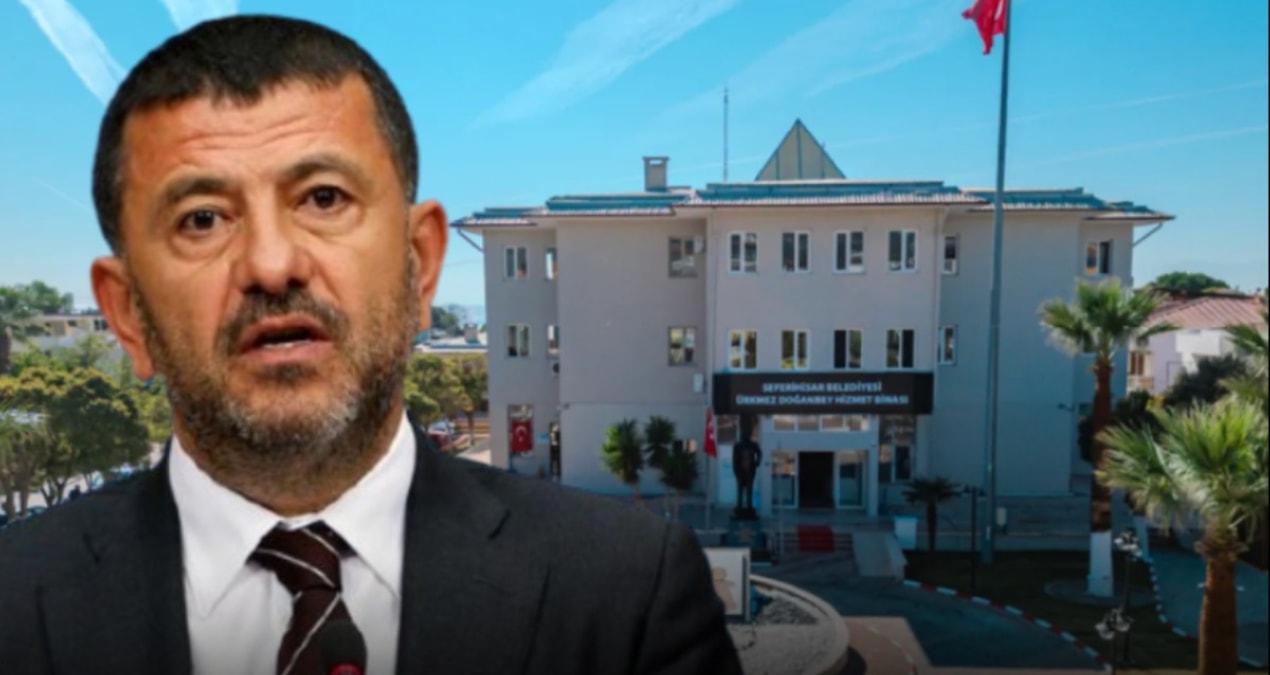 Kritik Açıklama: CHP'li belediyeye şafak operasyonu: Veli Ağbaba'nın danışmanı gözaltında - Haberleri