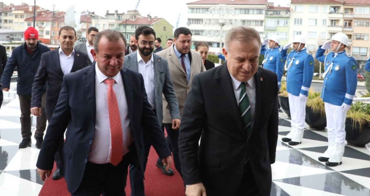 CHP’li Zeybek'ten Tanju Özcan’ın gözaltına alınmasına tepki: Milletin iradesine şafak vakti operasyonu - Haber