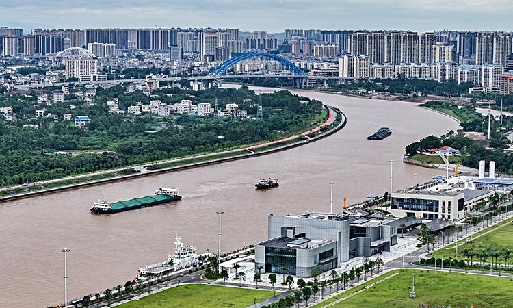 Çin, ASEAN ülkelerine ticareti hızlandıracak Pinglu Kanalı'nı hizmete açtı - Son Dakika Bilgileri