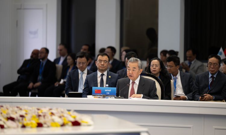 Kritik Açıklama: Çin Dışişleri Bakanı, Shanghai İşbirliği Örgütü Dışişleri Bakanları Konseyi Toplantısı'nda dö
