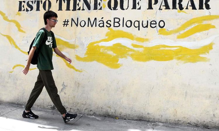 China: We Resolutely Support Cuba's Opposition to Foreign Interventions - Last Minute