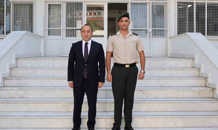 Çine Kaymakamı Ali Erdoğan, Askerlik Şubesi Başkanı Çınar'a başarılar diledi