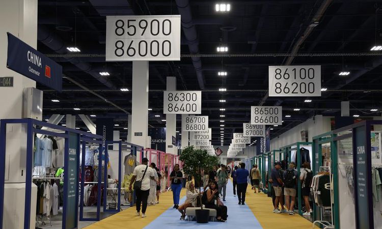 Son Gelişme: Çinli ayakkabı üreticileri LAS VEGAS fuarında Kuzey Amerika pazarını hedefliyor - Son Dakika Habe