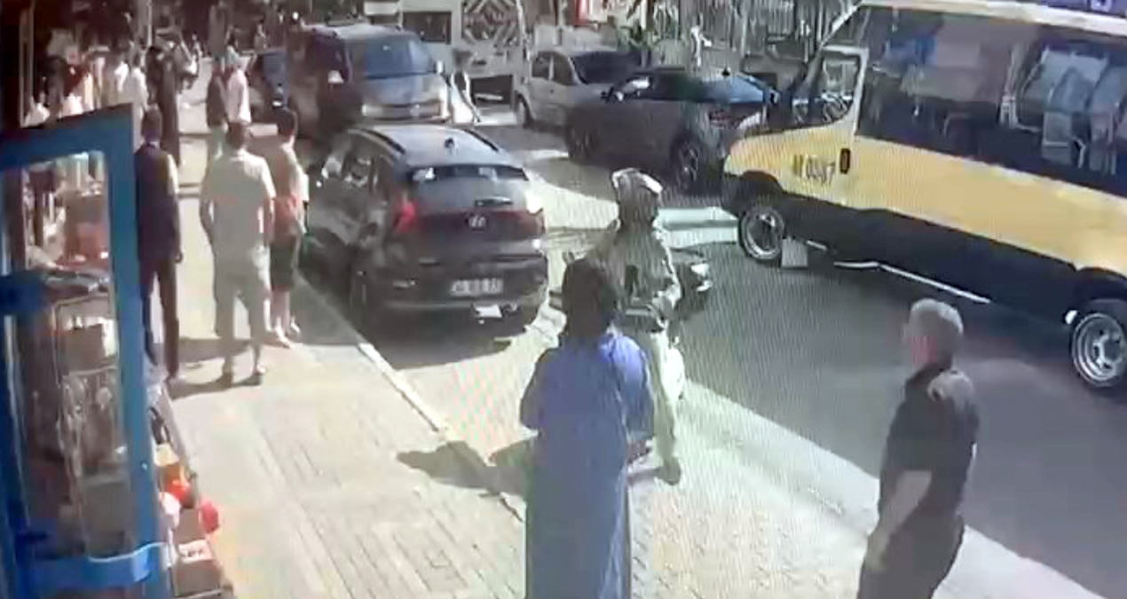 Çocukların kavgasına büyükler dahil oldu, kan döküldü - En Son Haber ve Merak Edilenler