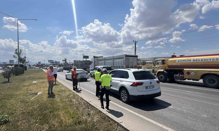 Sıcak Gündem: Çorum’da cip otomobile çarptı: 5 yaralı - Son Dakika ve Merak Edilenler