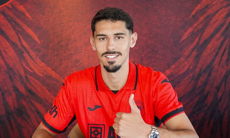 Çorum FK, AZ Alkmaar'dan Alexandre Penetra'yı Transfer Etti - Son Dakika Haberleri: Gelişmeler Takip Ediliyor