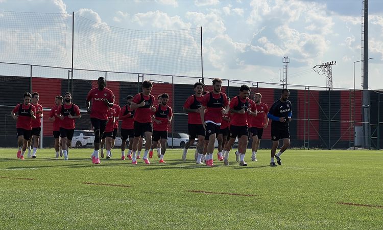 Gündemden Son Bilgiler: Çorum FK, Galatasaray maçı hazırlıklarına resmen start aldı - Son Dakika Haberleri: Ge