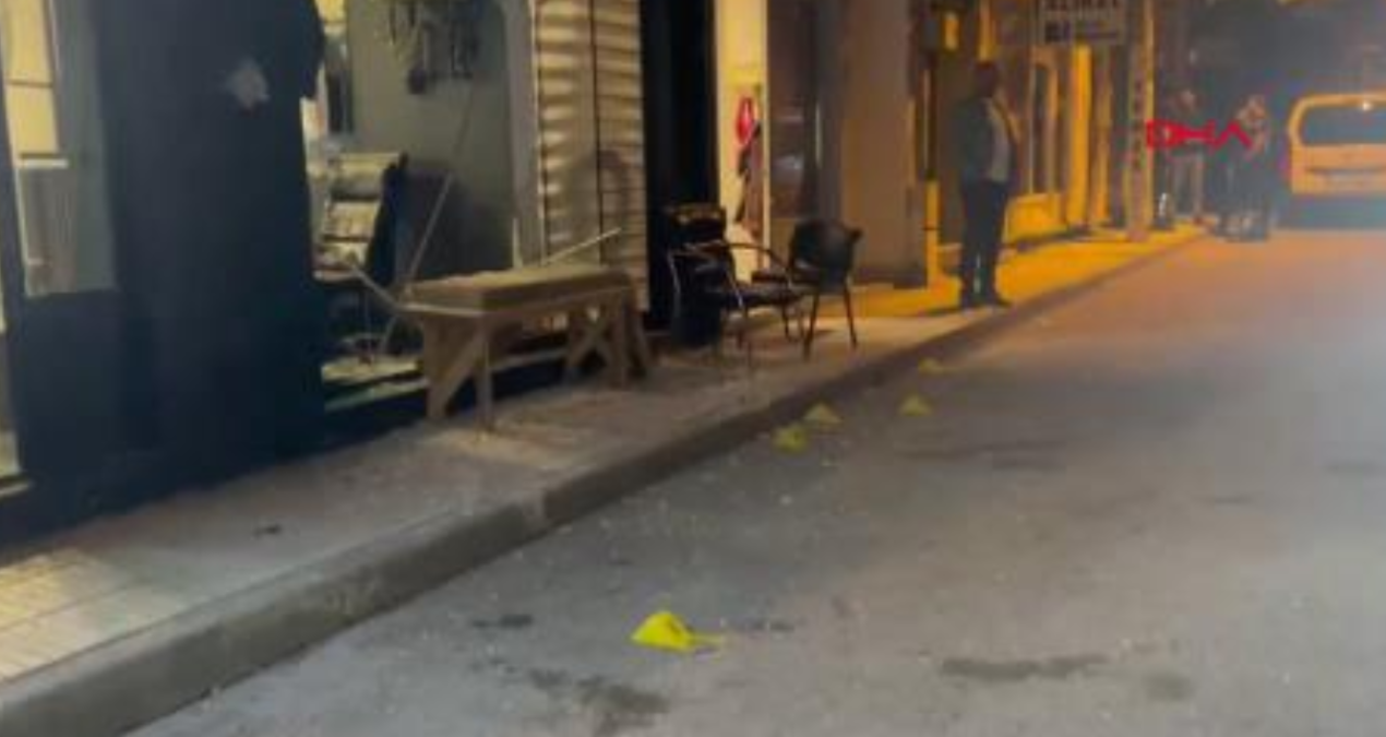 Gündemden Son Bilgiler: Çorum'da İş Yerine Tüfekle Ateş Açıldı: Sahibi Yeğenini İşaret Etti - Haberleri: Geliş