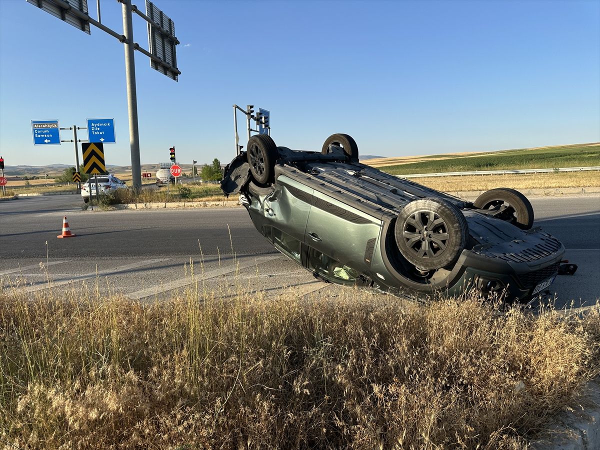 6 people were injured as a result of the collision of two jeeps in Çorum - Breaking News