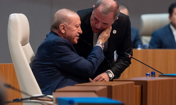 Cumhurbaşkanı Erdoğan'dan Azeri bakana özel ilgi