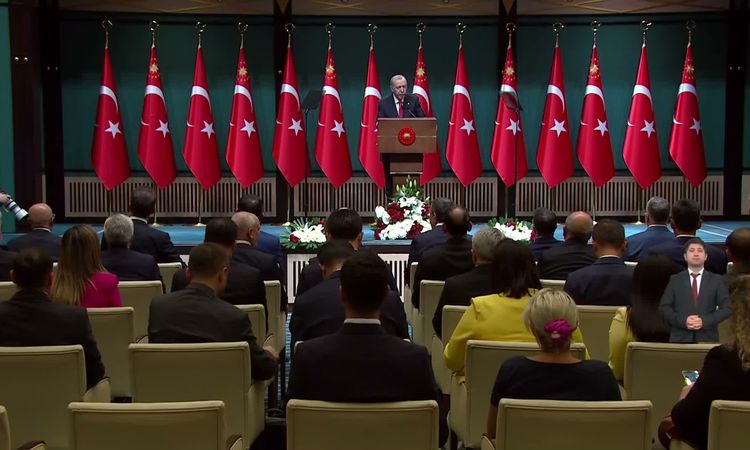 Kritik Açıklama: Cumhurbaşkanı Erdoğan: Yeni yasal düzenleme önümüzdeki günlerde TBMM'nin takdirine sunulacak