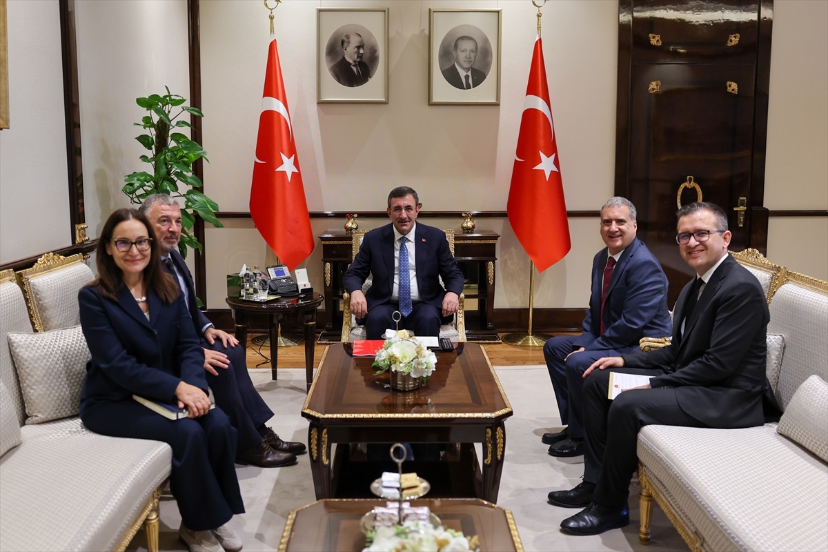 Vice President Yılmaz received World Bank Türkiye Country Director Carret - Last Minute News
