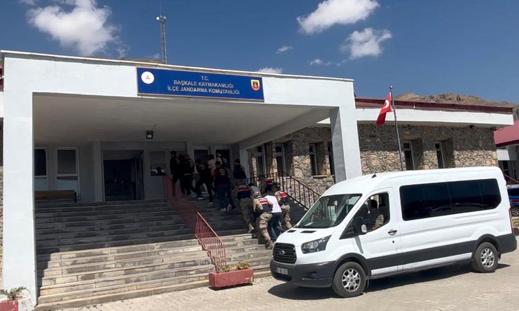 Sıcak Gündem: Damlanur cinayetinde 2 amca tutuklama kararı verildi - Haberleri - Son Dakika Bilgileri