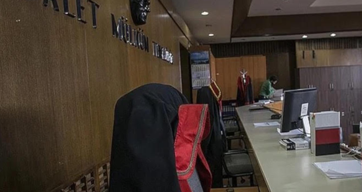 Sıcak Gündem: Darp iddiasını dile getirmişti: Yurt müdür yardımcısına şafak operasyonu - Son Dakika ve Merak E