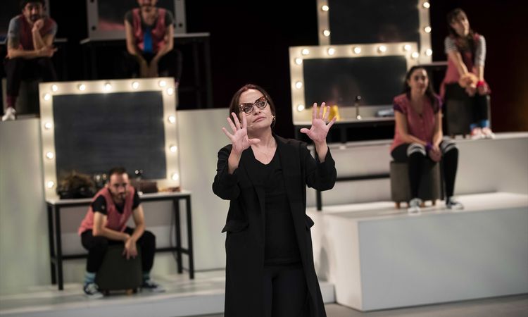 "Deli Bayram" will complete its five-season stage journey with the last five performances - News