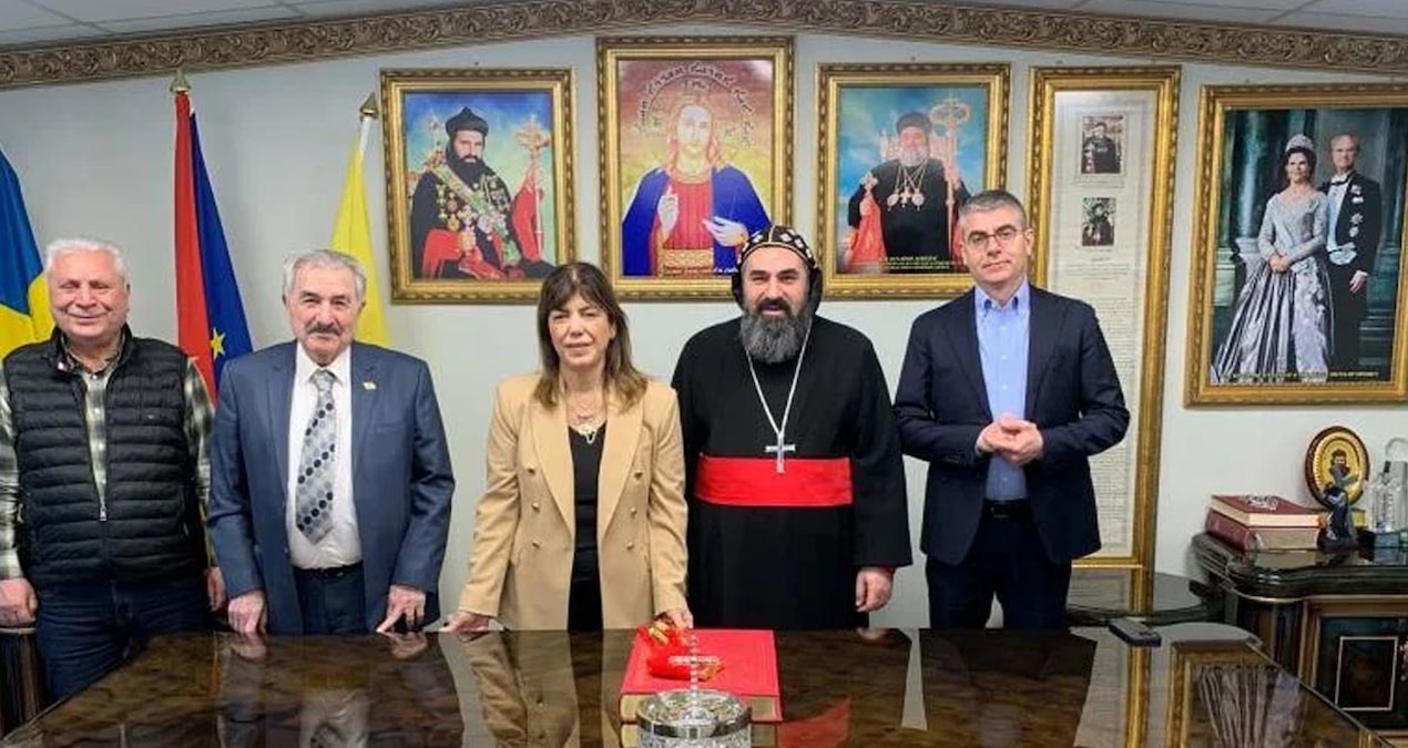 Gündemden Son Bilgiler: DEM Parti'den İsveç'te Afrem Süryani Kilisesi'ne ziyaret - En Son Haber