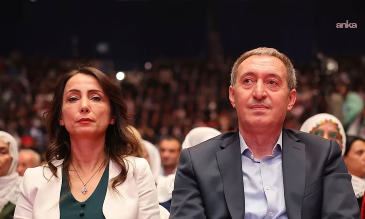 Sıcak Gündem: DEM Parti eş genel başkanlarından Melih Meriç için geçmiş olsun telefonu - Son Dakika