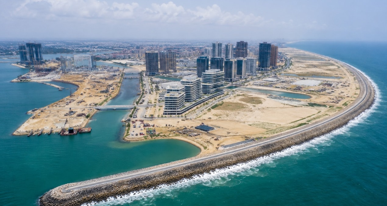 They will fill the sea and build the city of the future: They poured 120 million tons of sand into the ocean - News